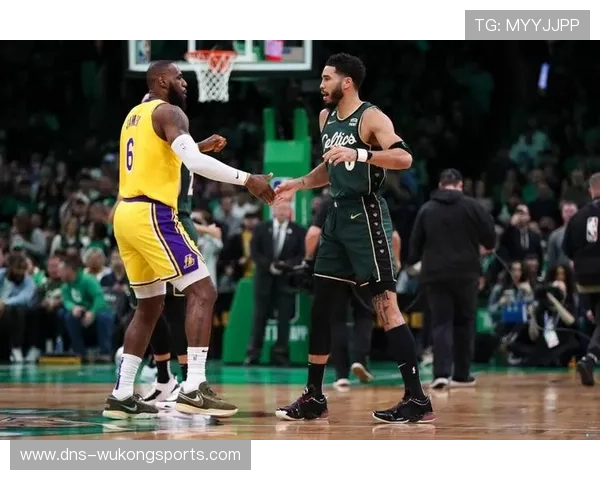 塔图姆关键挡拆提升得分效率，拉开与伦纳德差距