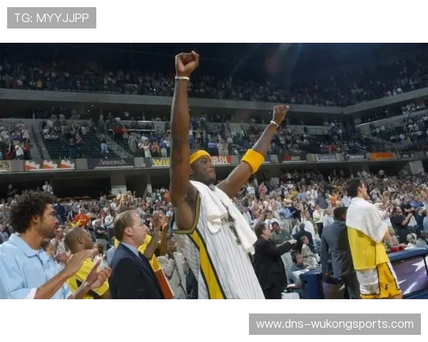 奥尼尔篮下强攻拉开优势 助湖人内线统治力显著提升